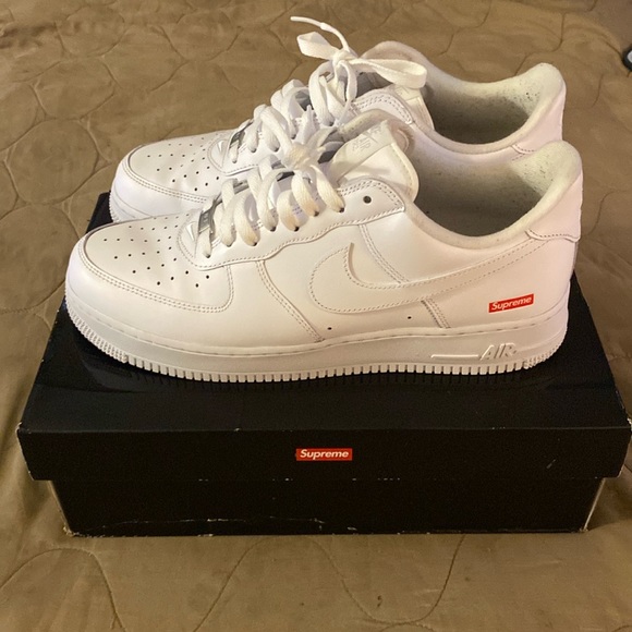 Nike Other - Air Force 1 low Supreme